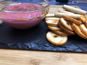 Hummus de remolacha con garbanzos