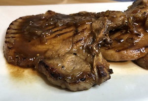 chuletas de cerdo a la plancha con salsa de miel