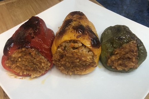 Pimientos rellenos de arroz y carne picada